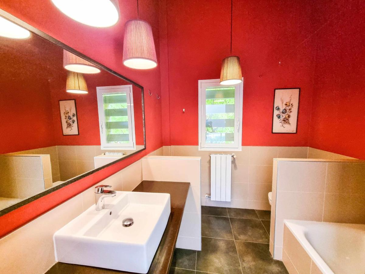 Villa Guara Golf Y Pool Comotucasa Nueno Kültér fotó